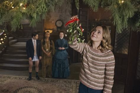Ghosts (US) (S02E09): The Christmas Spirit (1) Summary.